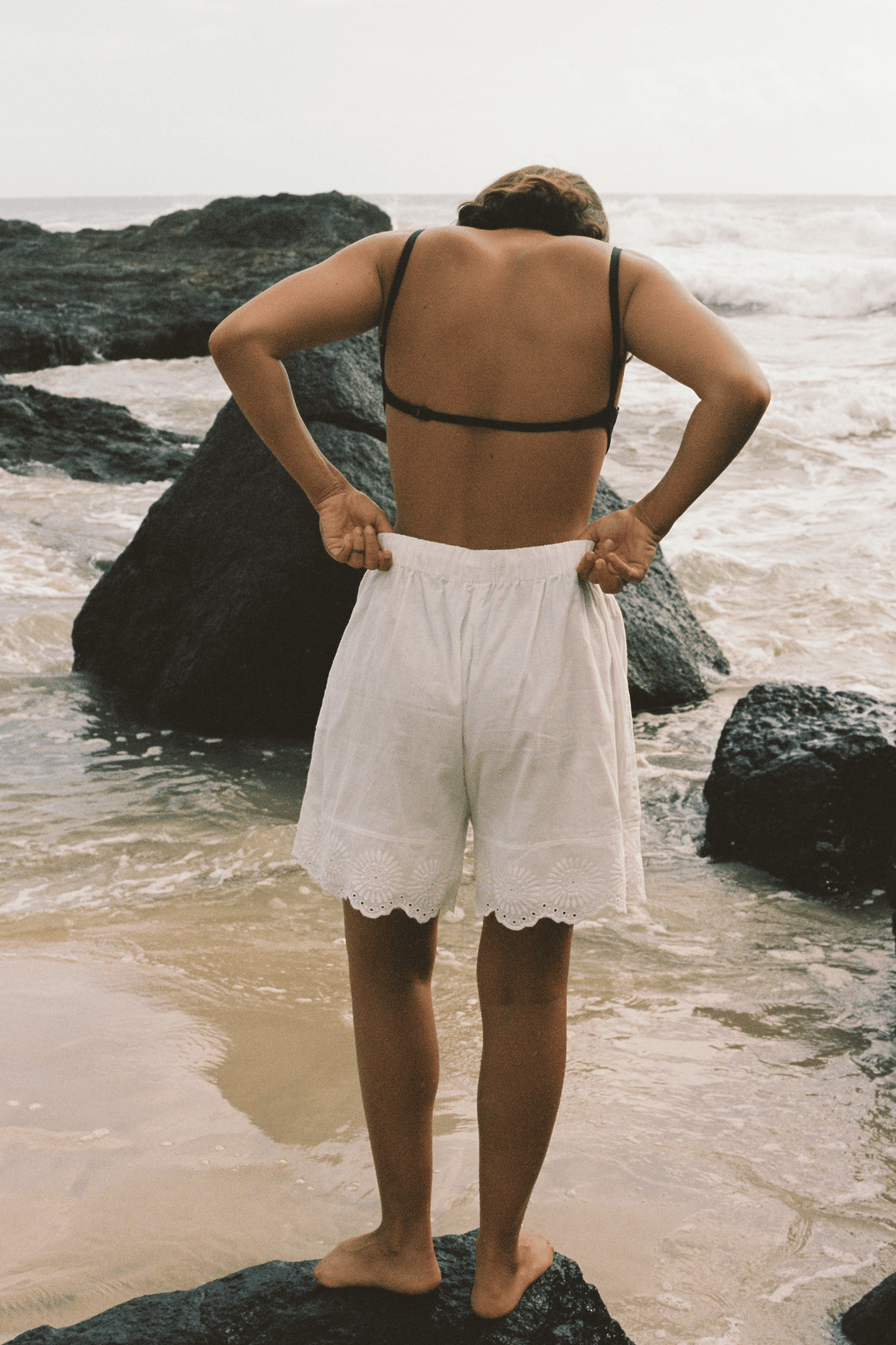 Alba Short - White
