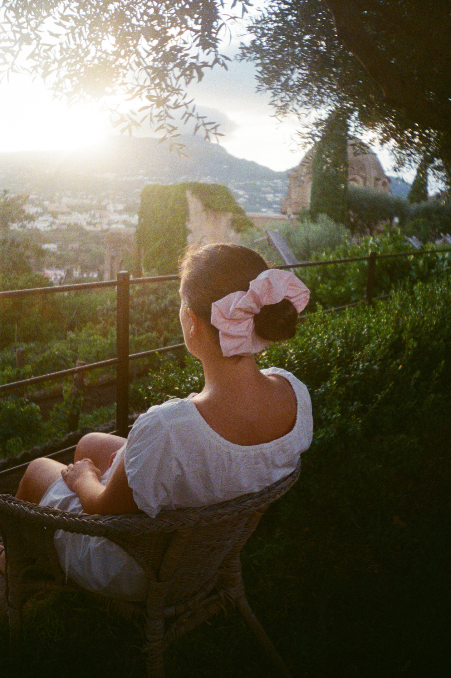 Eva Scrunchie - Baby Pink