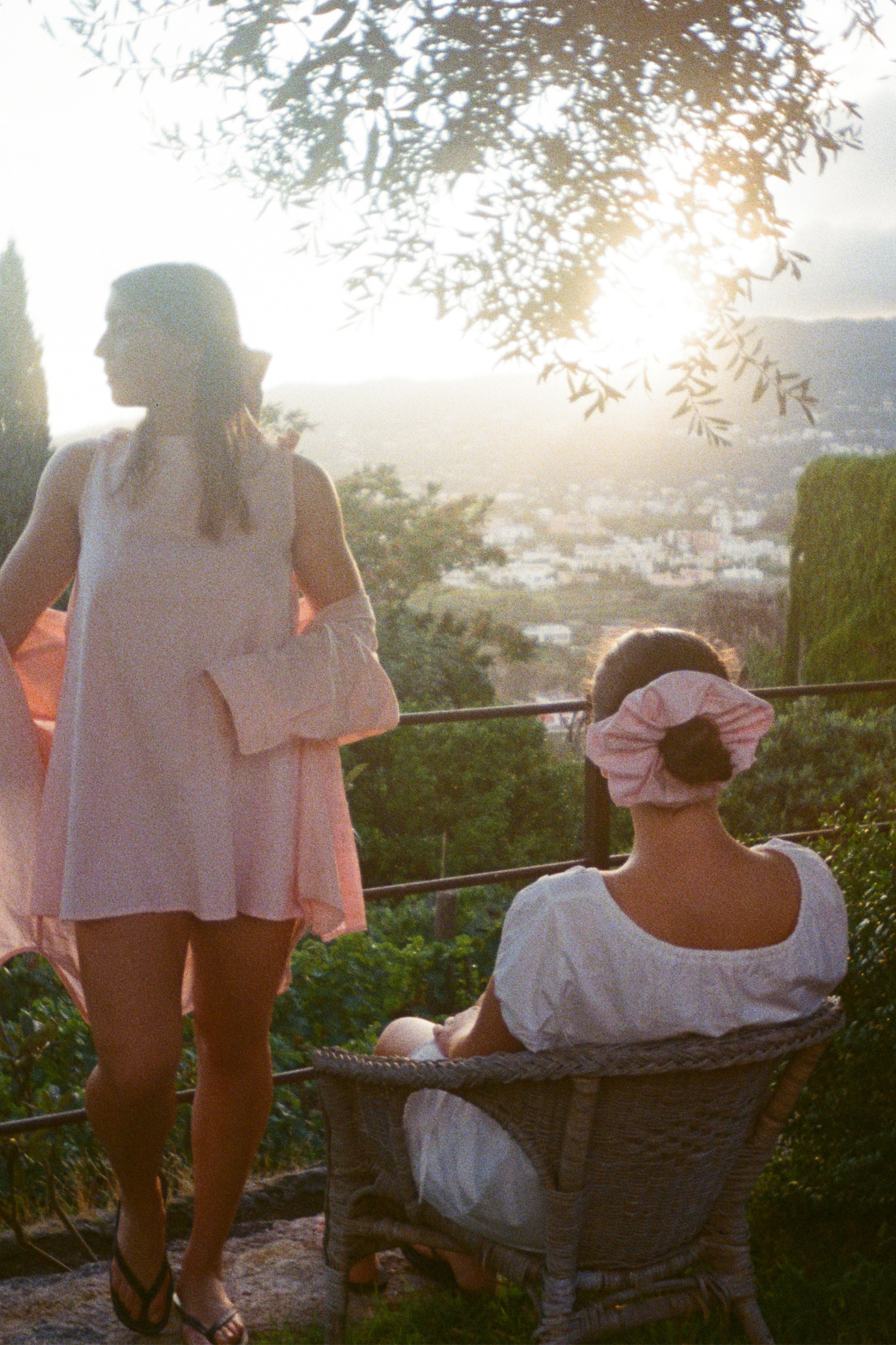 Eva Scrunchie - Baby Pink