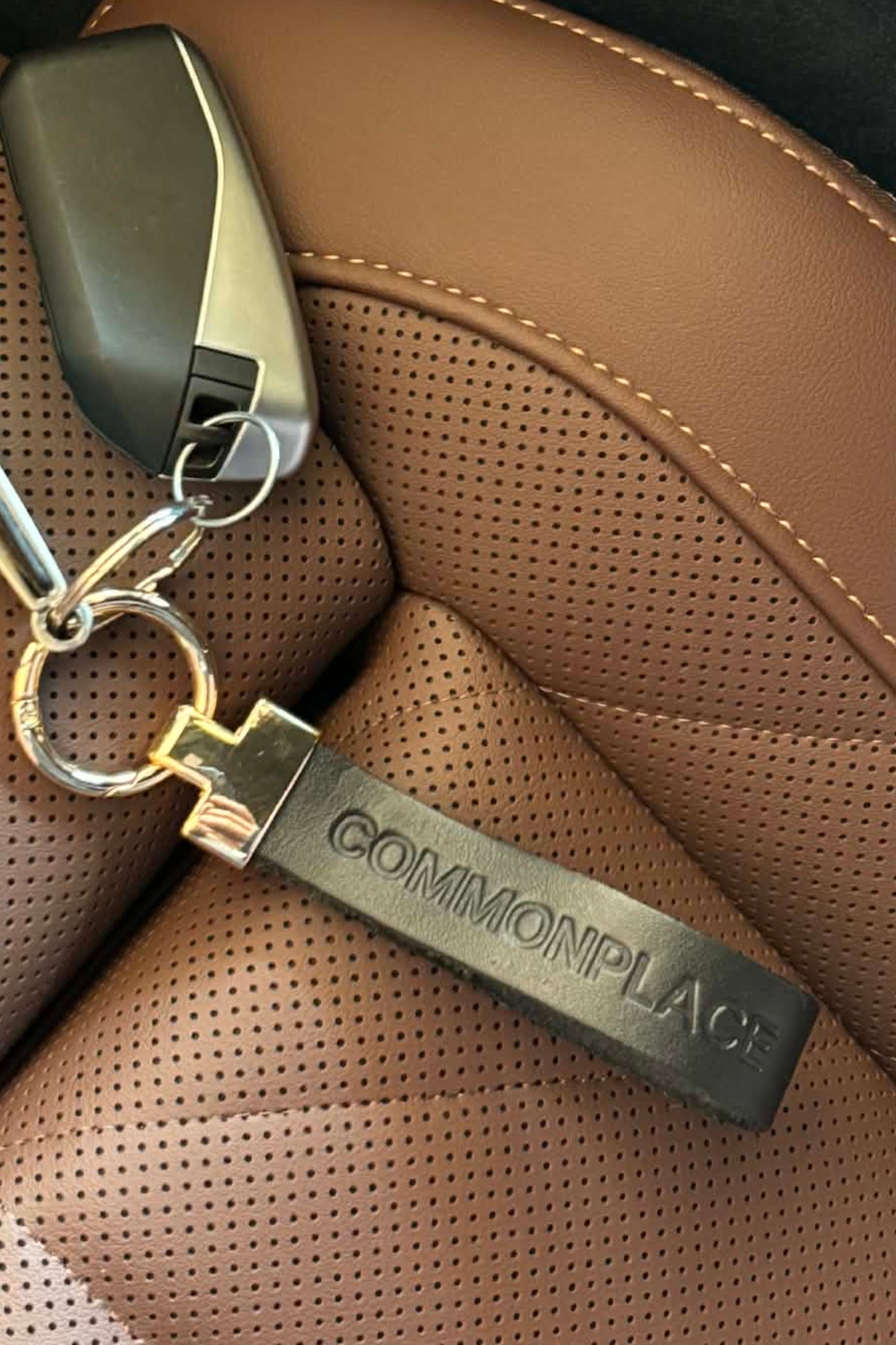 Essentials Key Loop - Black