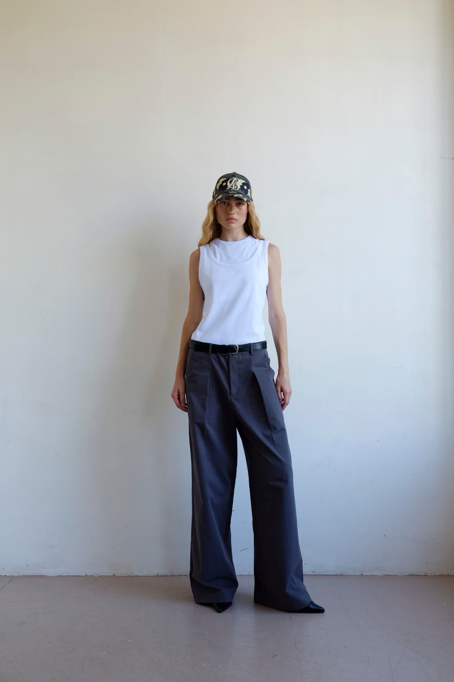 City Twill Trouser - Dark Grey