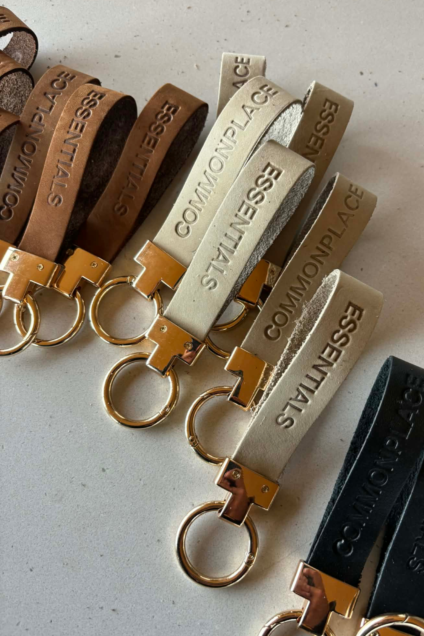 Essentials Key Loop - Paper