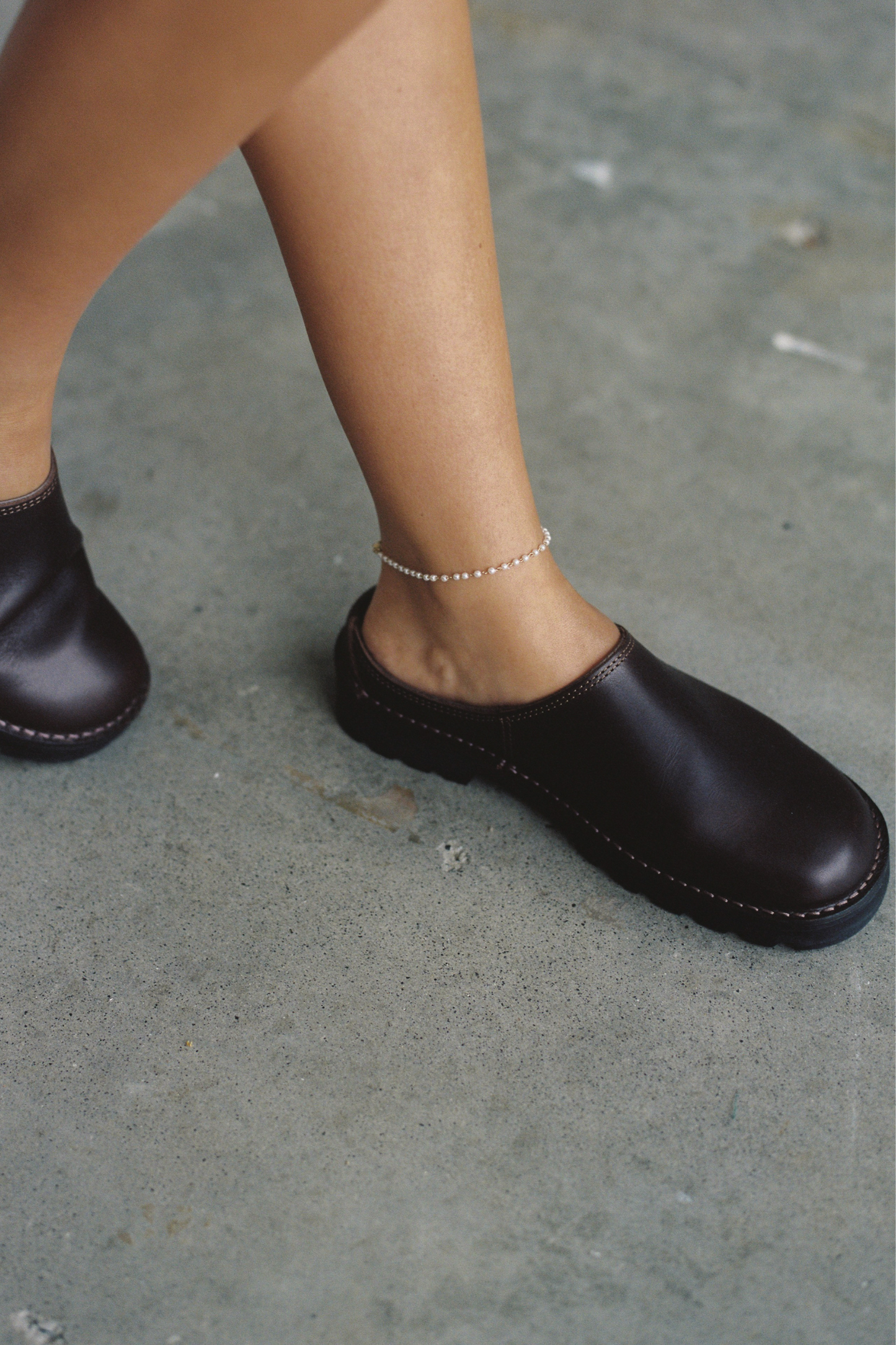 LUV AJ x COMMONPLACE Pearlish Anklet