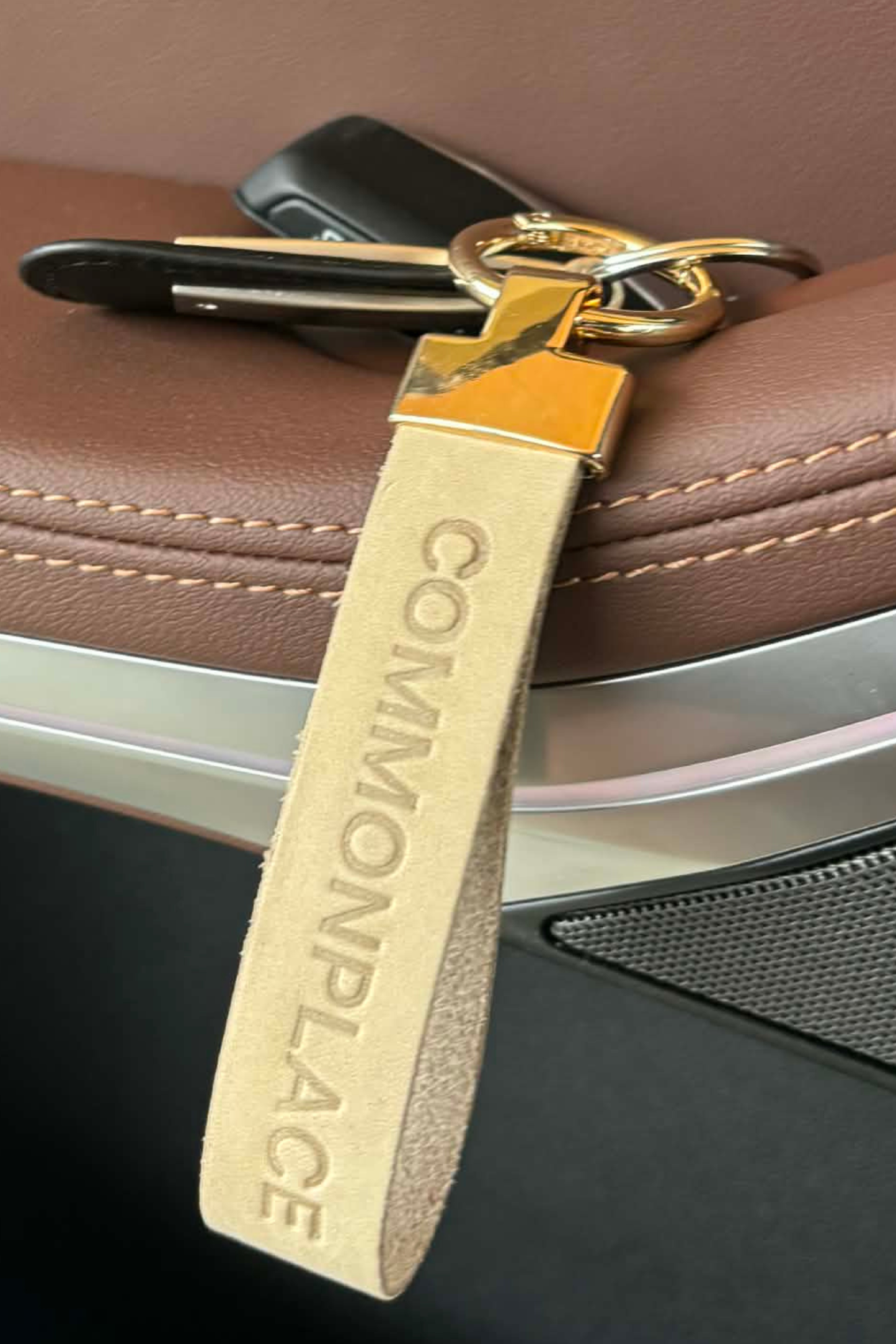 Essentials Key Loop - Paper