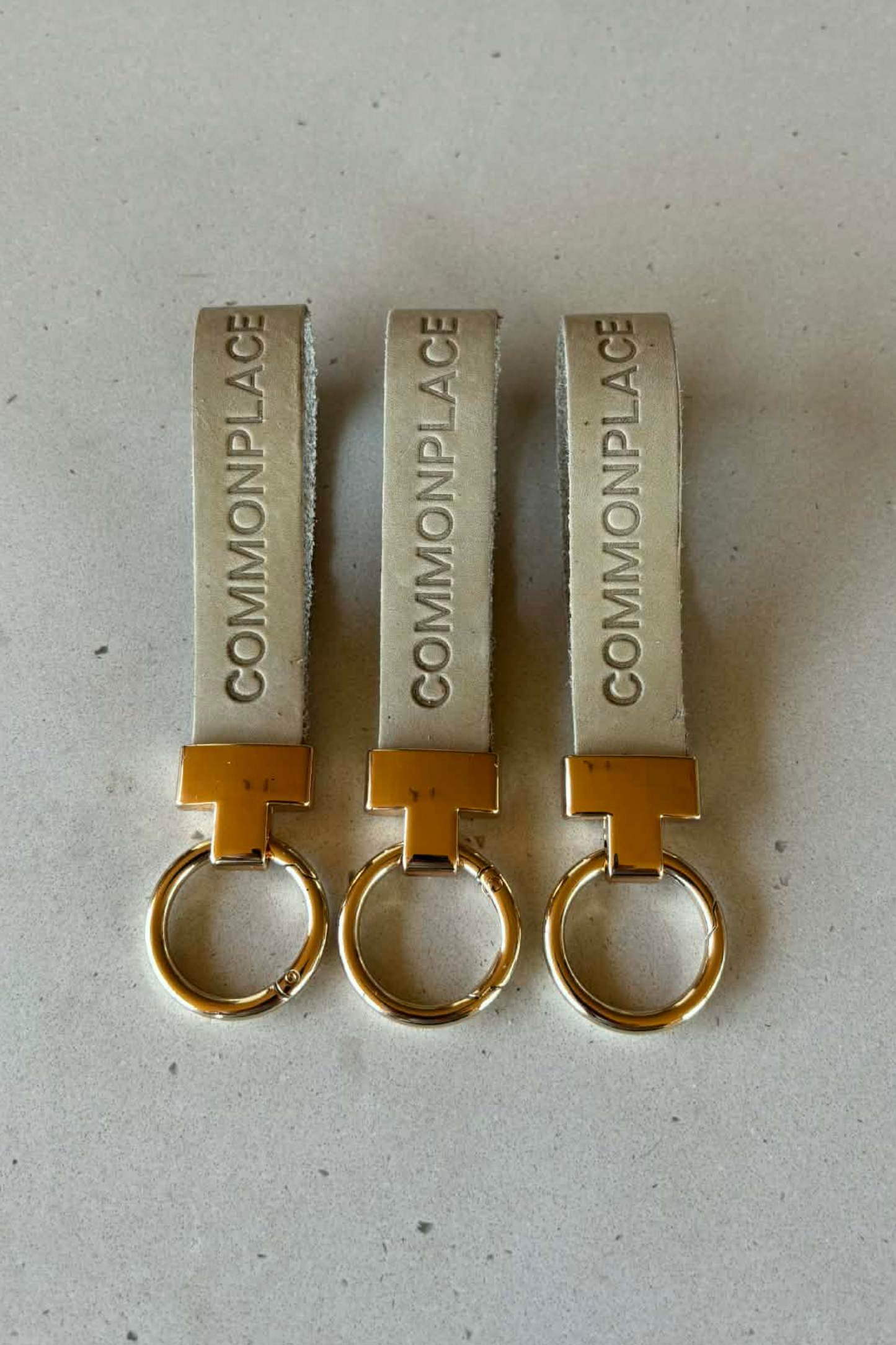 Essentials Key Loop - Paper